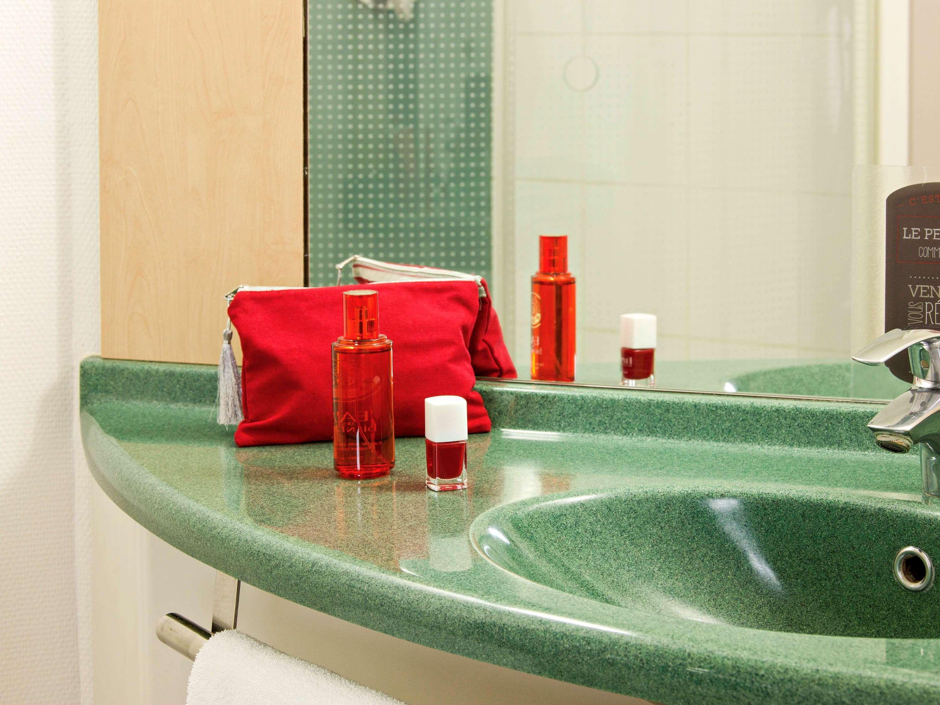 Ibis Clermont Ferrand Montferrand Hotell Eksteriør bilde